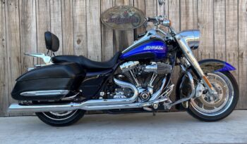 HARLEY DAVIDSON ROAD KING SCREAMING EAGLE lleno
