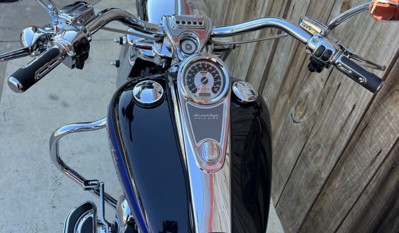 HARLEY DAVIDSON ROAD KING SCREAMING EAGLE lleno