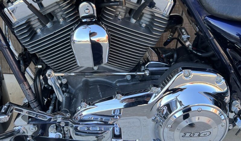 HARLEY DAVIDSON ROAD KING SCREAMING EAGLE lleno