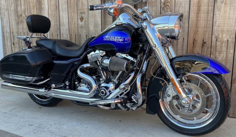 HARLEY DAVIDSON ROAD KING SCREAMING EAGLE lleno