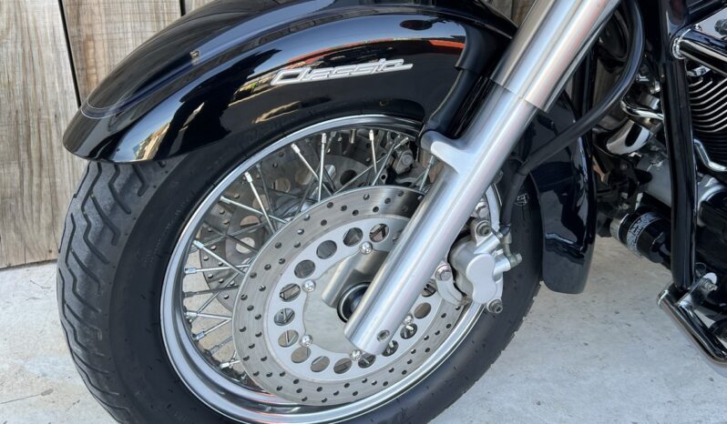 YAMAHA XVS1100 DRAG STAR CLASSIC lleno