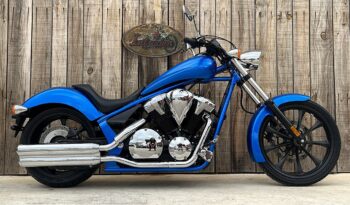 HONDA VT1300CX FURY lleno