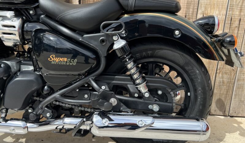 ROYAL ENFIELD SUPER METEOR 650 lleno