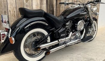 YAMAHA XVS1100 DRAG STAR CLASSIC lleno