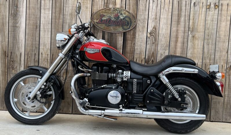 TRIUMPH SPEEDMASTER 800 CARB lleno