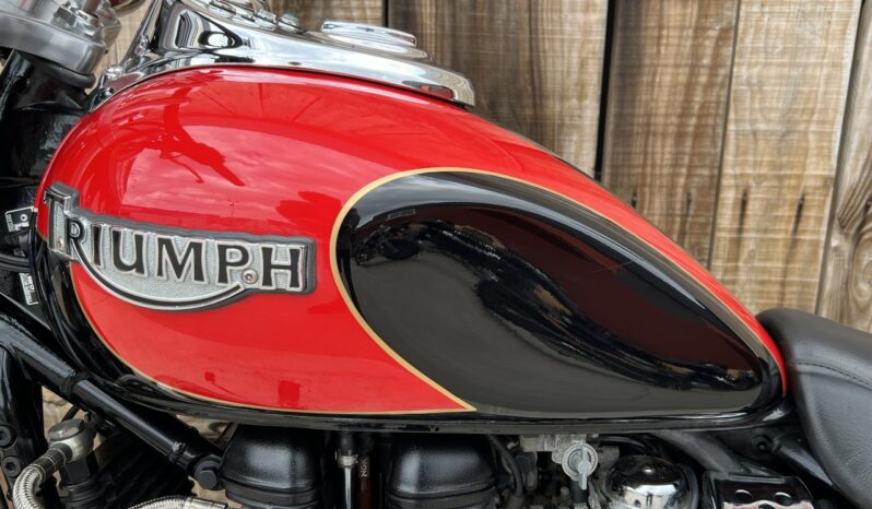 TRIUMPH SPEEDMASTER 800 CARB lleno