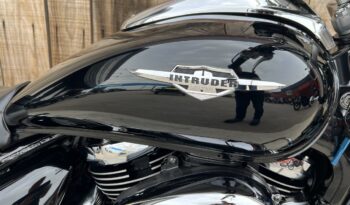 SUZUKI M800 INTRUDER A2 lleno