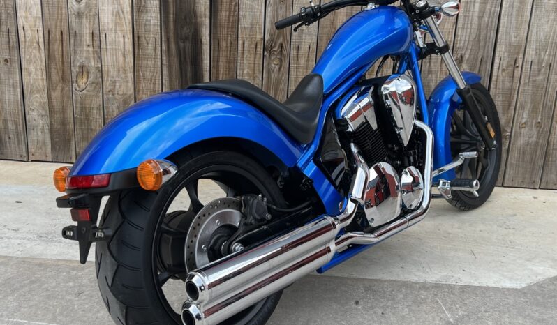 HONDA VT1300CX FURY lleno