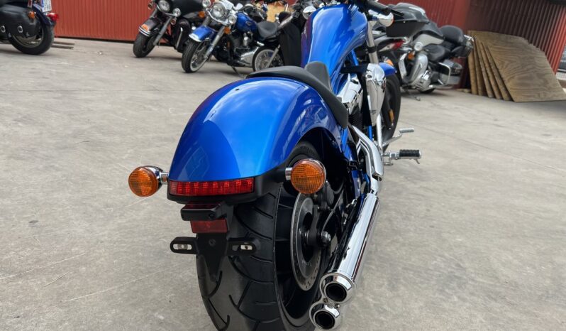 HONDA VT1300CX FURY lleno