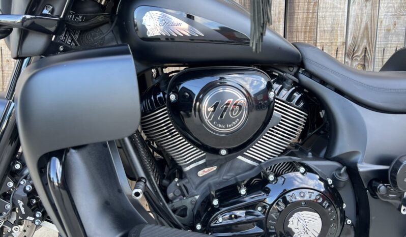 INDIAN ROADMASTER DARK HORSE lleno