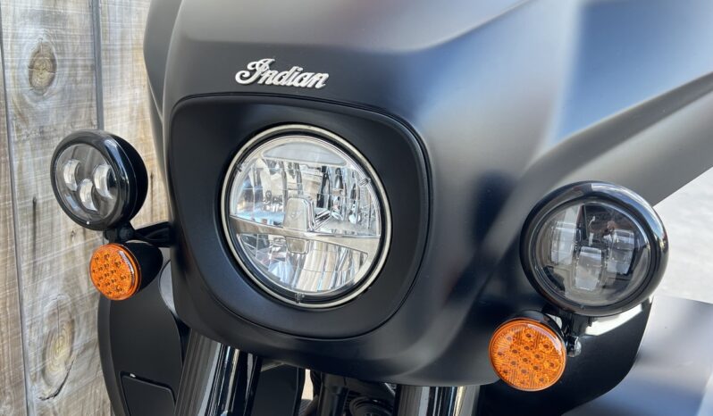 INDIAN ROADMASTER DARK HORSE lleno