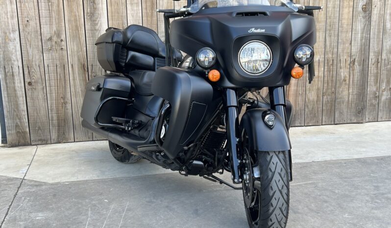 INDIAN ROADMASTER DARK HORSE lleno