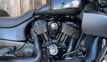 INDIAN ROADMASTER DARK HORSE lleno