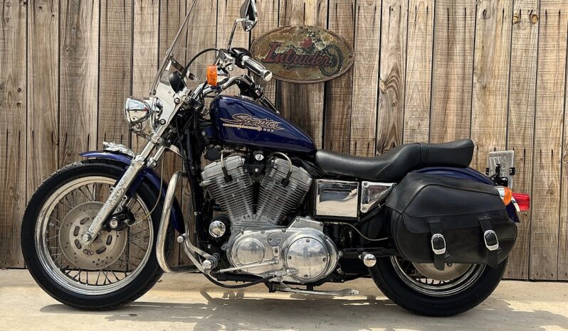 HARLEY DAVIDSON XL883 SPORTSTER lleno