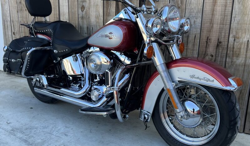 HARLEY DAVIDSON HERITAGE SOFTAIL CLASSIC lleno