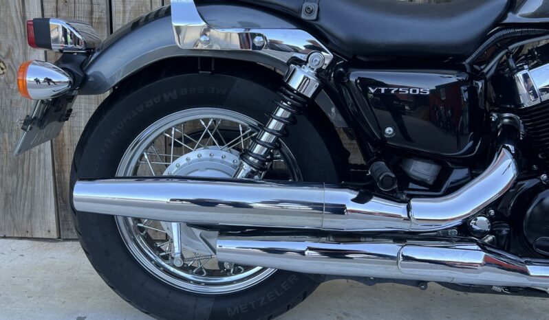 HONDA VT750 S A2 lleno