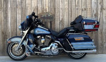HARLEY DAVIDSON ELECTRA GLIDE ULTRA LIMITED “PEACE OFFICER” lleno