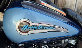 HARLEY DAVIDSON ELECTRA GLIDE ULTRA LIMITED “PEACE OFFICER” lleno