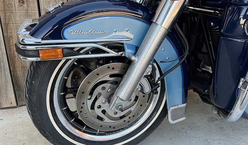 HARLEY DAVIDSON ELECTRA GLIDE ULTRA LIMITED “PEACE OFFICER” lleno