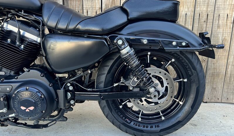 HARLEY DAVIDSON XL883 IRON lleno
