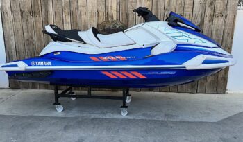 YAMAHA WAVE RUNNER lleno