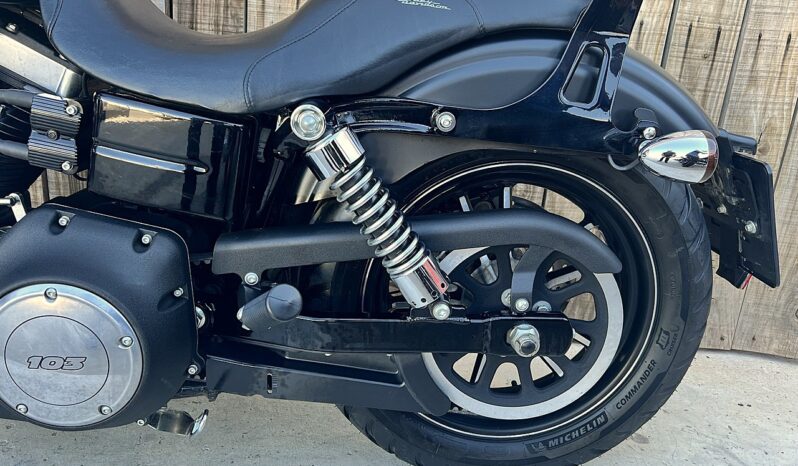 HARLEY DAVIDSON DYNA STREET BOB LIMITED lleno