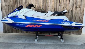 YAMAHA WAVE RUNNER lleno