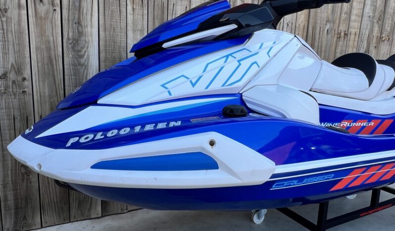 YAMAHA WAVE RUNNER lleno