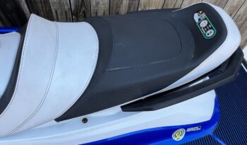 YAMAHA WAVE RUNNER lleno