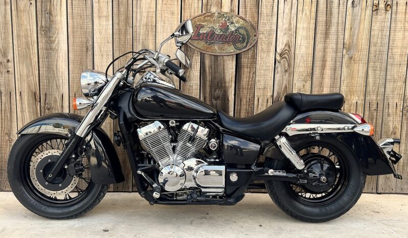 HONDA VT750 SHADOW A2 lleno