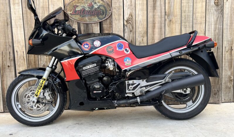 KAWASAKI GPZ900R lleno