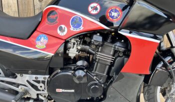 KAWASAKI GPZ900R lleno