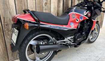KAWASAKI GPZ900R lleno