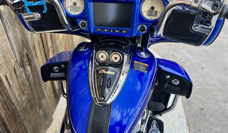 INDIAN ROADMASTER ELITE 24 GOLD lleno