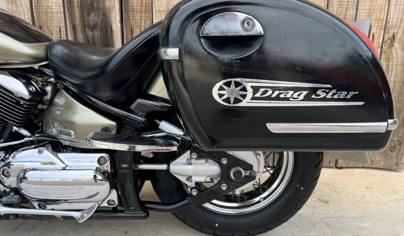 YAMAHA XVS1100 DRAG STAR CLASSIC lleno