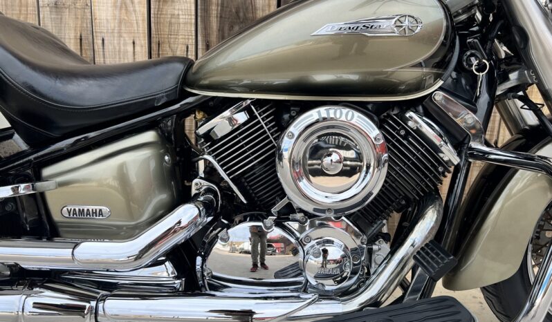 YAMAHA XVS1100 DRAG STAR CLASSIC lleno