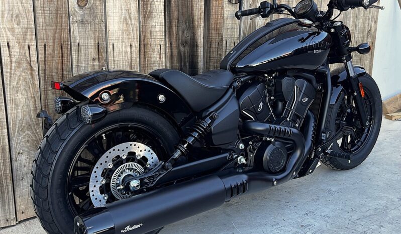 INDIAN SCOUT BOBBER 1250 KM 0 lleno