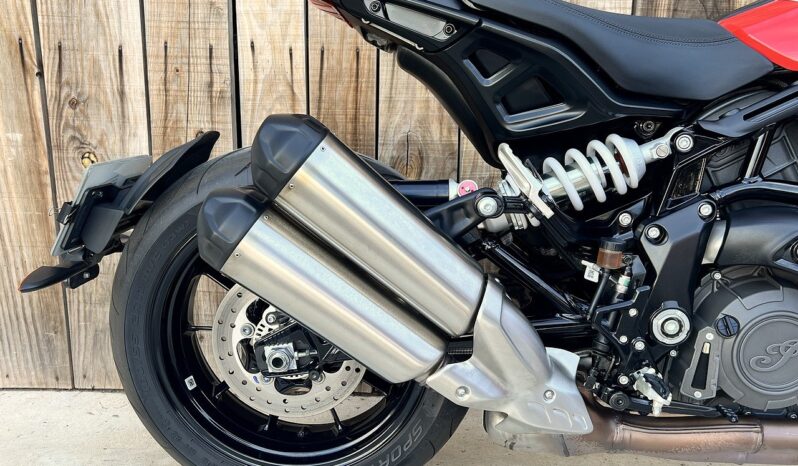 INDIAN FTR1200 lleno