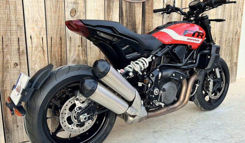 INDIAN FTR1200 lleno