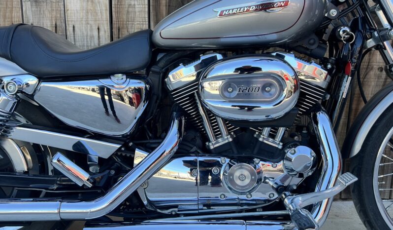 HARLEY DAVIDSON XL1200 CUSTOM lleno