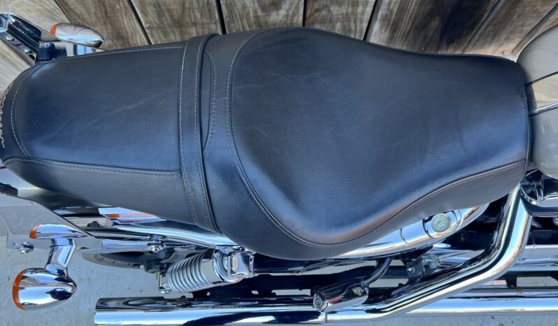 HARLEY DAVIDSON XL1200 CUSTOM lleno