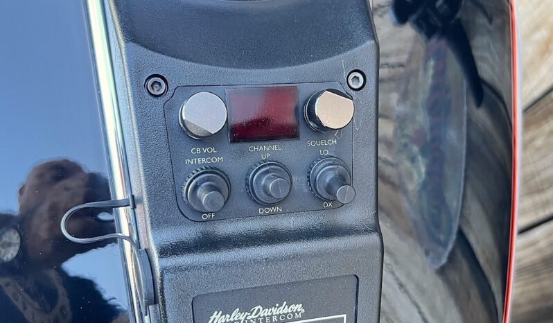 HARLEY DAVIDSON ELECTRA GLIDE EVO lleno