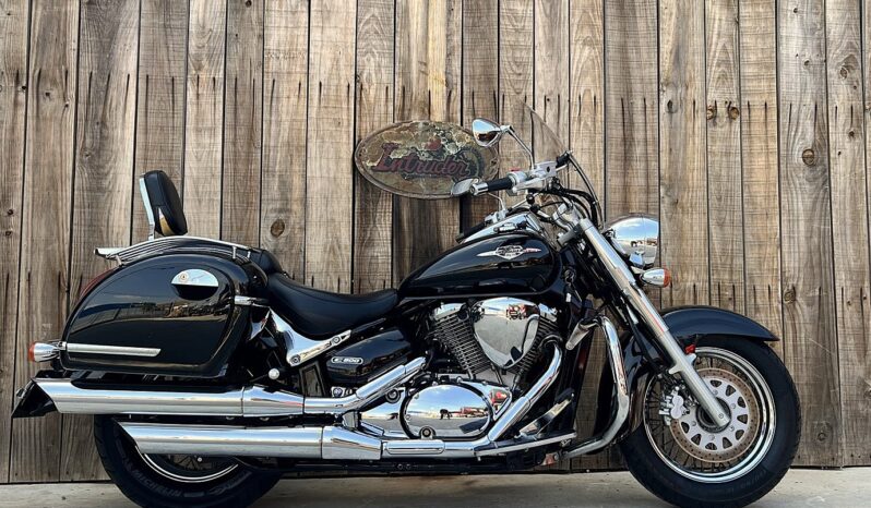 SUZUKI C800 INTRUDER lleno