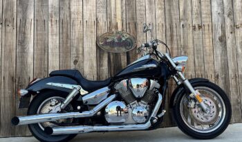 HONDA VTX1300 lleno