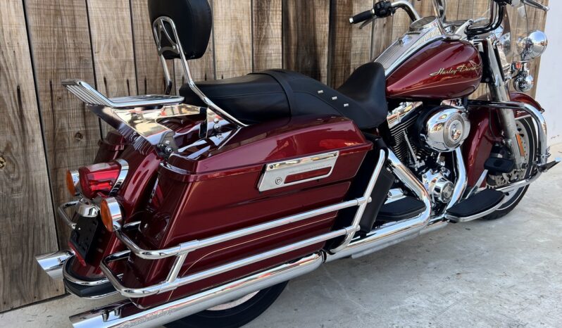 HARLEY DAVIDSON FLHR ROAD KING lleno