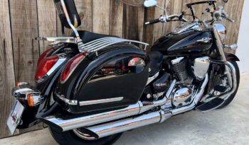 SUZUKI C800 INTRUDER lleno