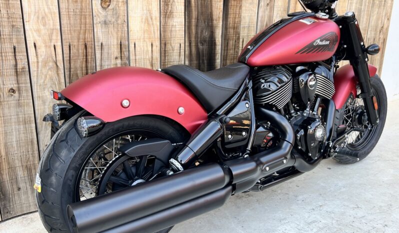 INDIAN CHIEF BOBBER SUNSET RED SMK lleno
