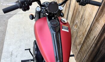 INDIAN CHIEF BOBBER SUNSET RED SMK lleno