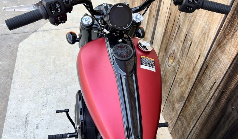 INDIAN CHIEF BOBBER SUNSET RED SMK lleno