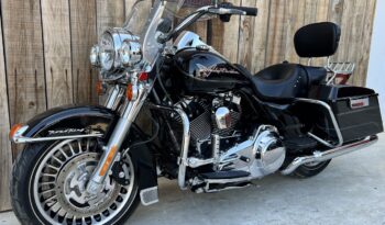 HARLEY DAVIDSON FLHR ROAD KING lleno